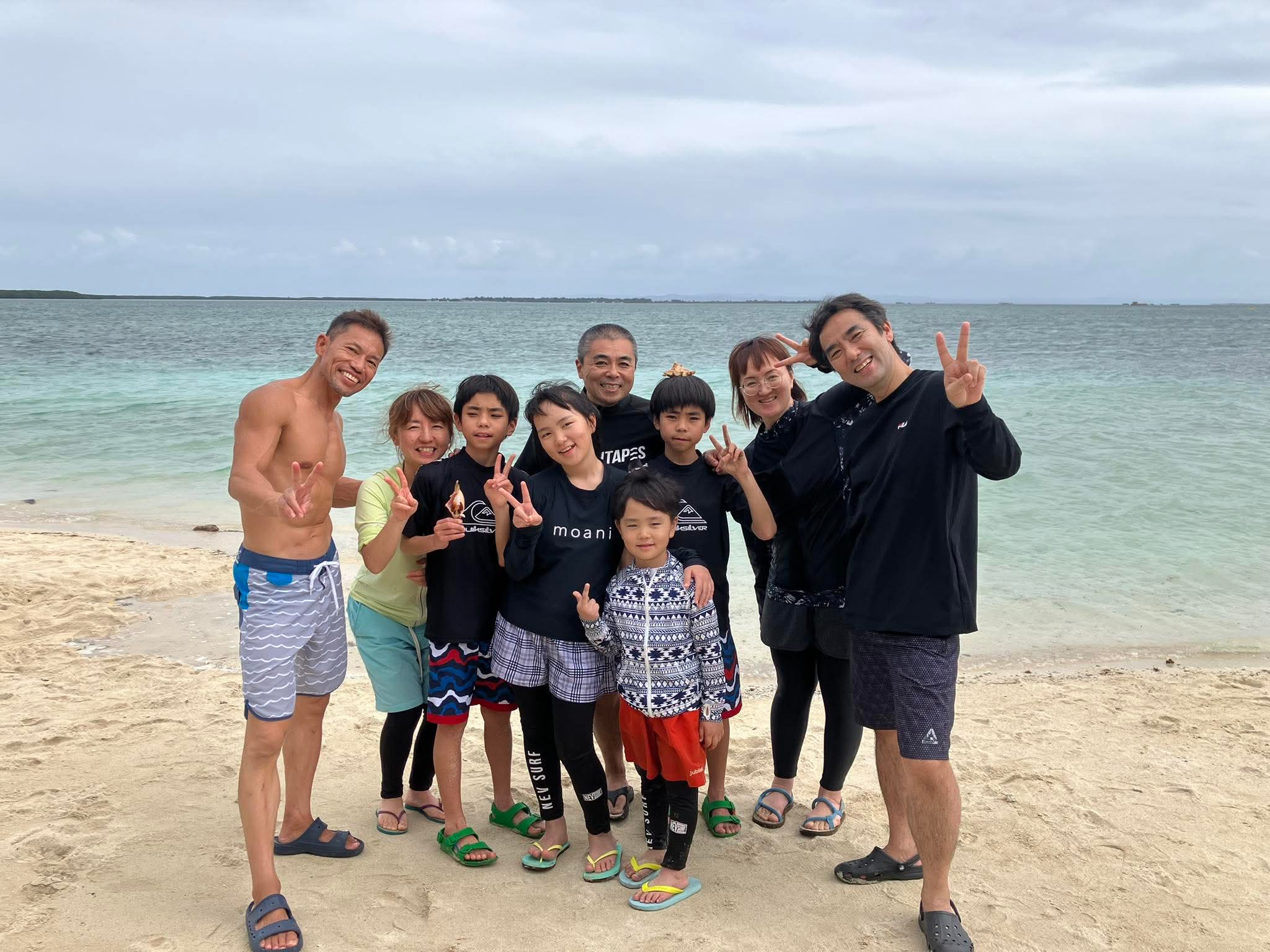 Snorkelling & island picnic trip♪