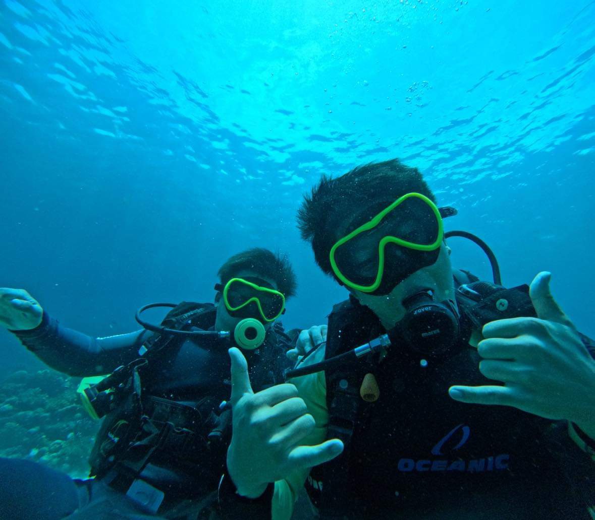 Island tour and discovery diving